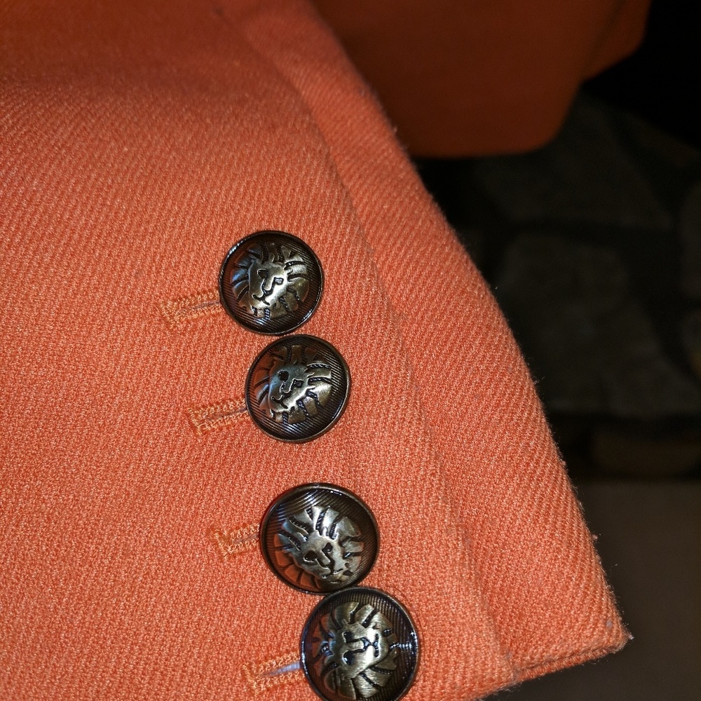 Woman jacket. - Picture 4 of 5